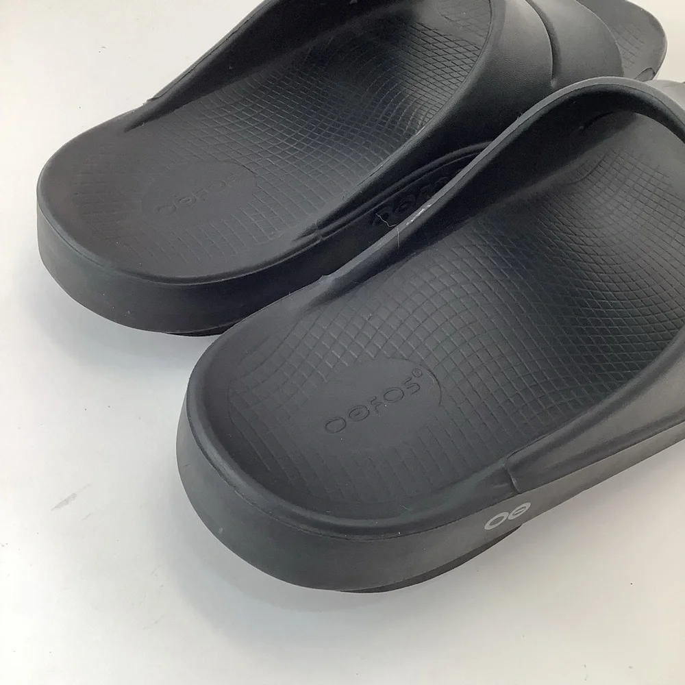 OOFOS OOahh Men's Black Recovery Slide Sandals‎ size 11